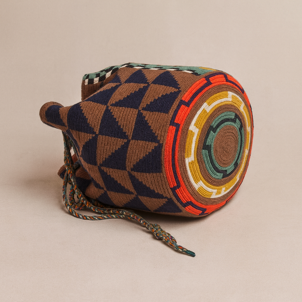 Handmade Medium Wayuu Finch