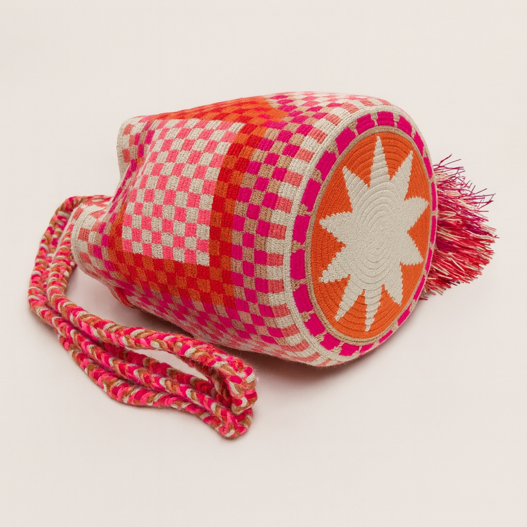 Handmade Small Crossbody Wayuu Pelican Pink