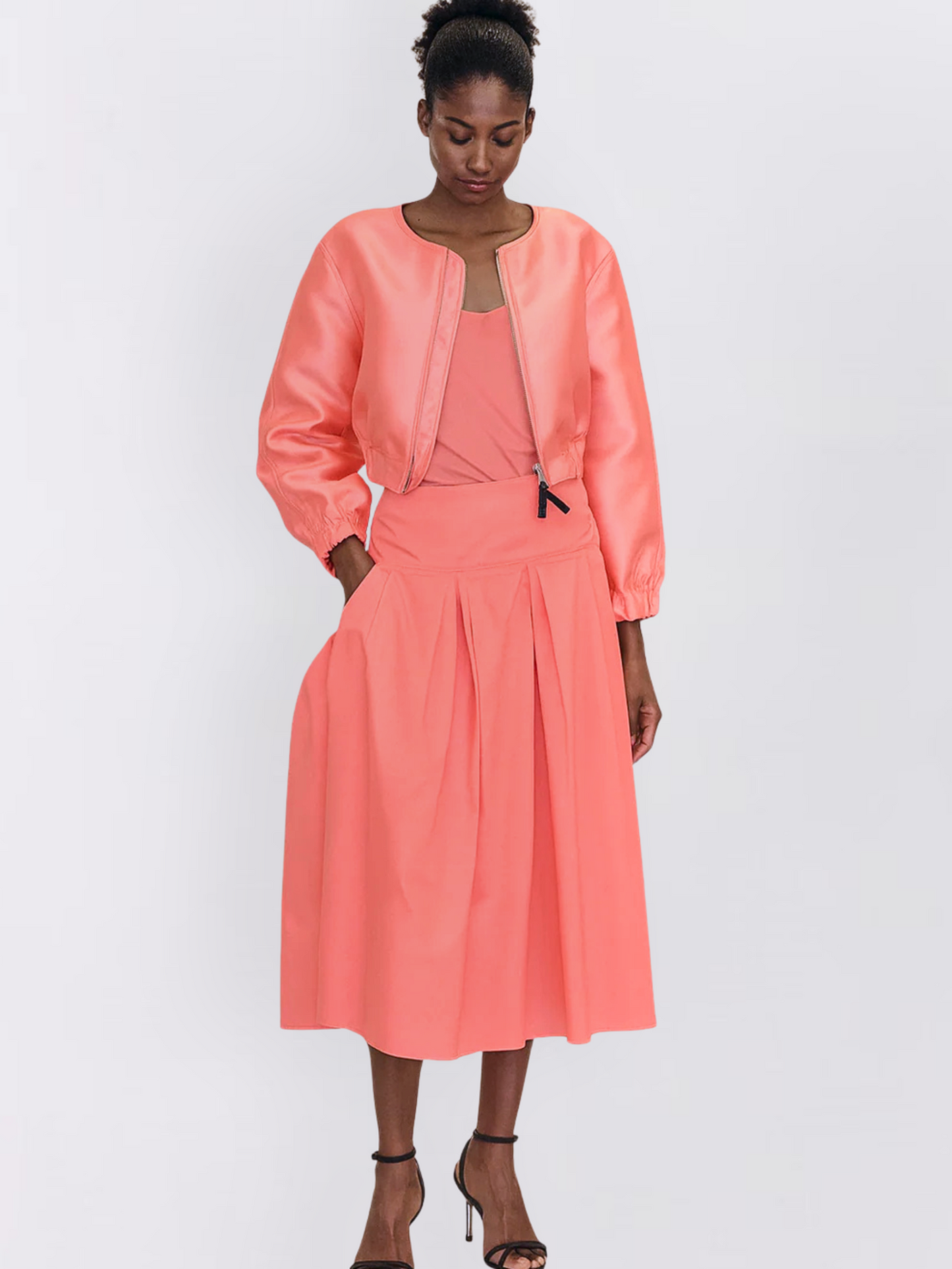 Cropped Zipper Jacket