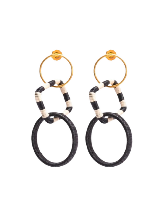gold-plated bronze earrings with Werregue palm fiber