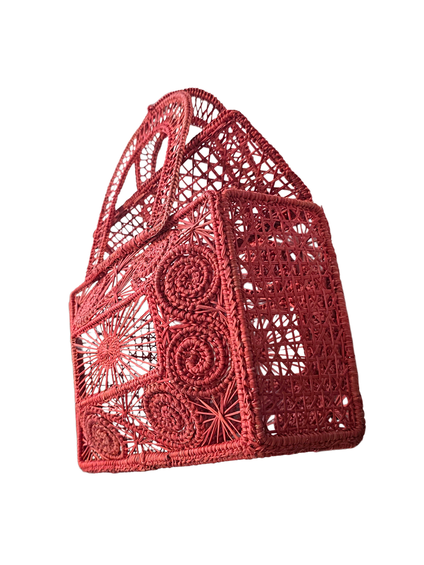 structured iraca bag