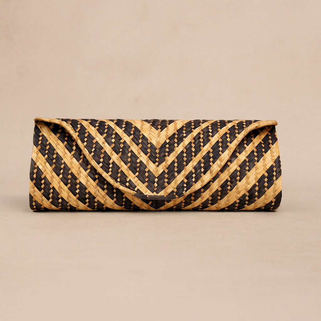 Woven Straw Clutch