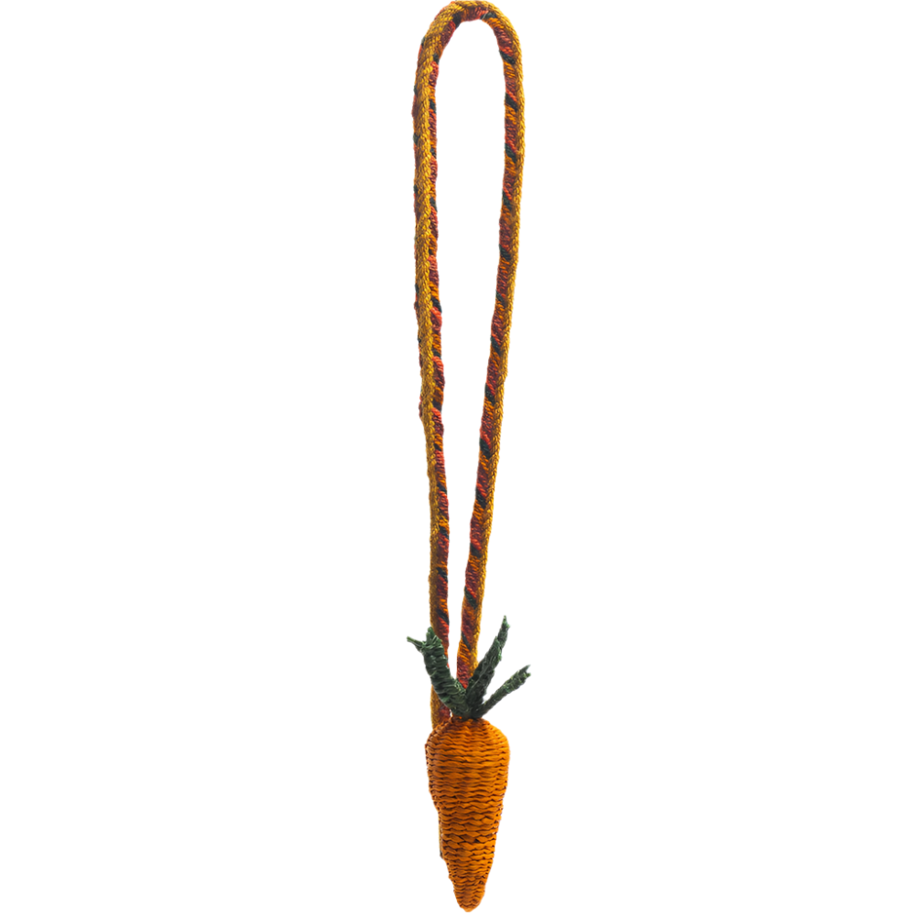 Iraca Charm Carrot