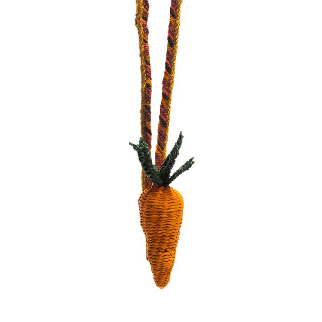 Iraca Charm Carrot