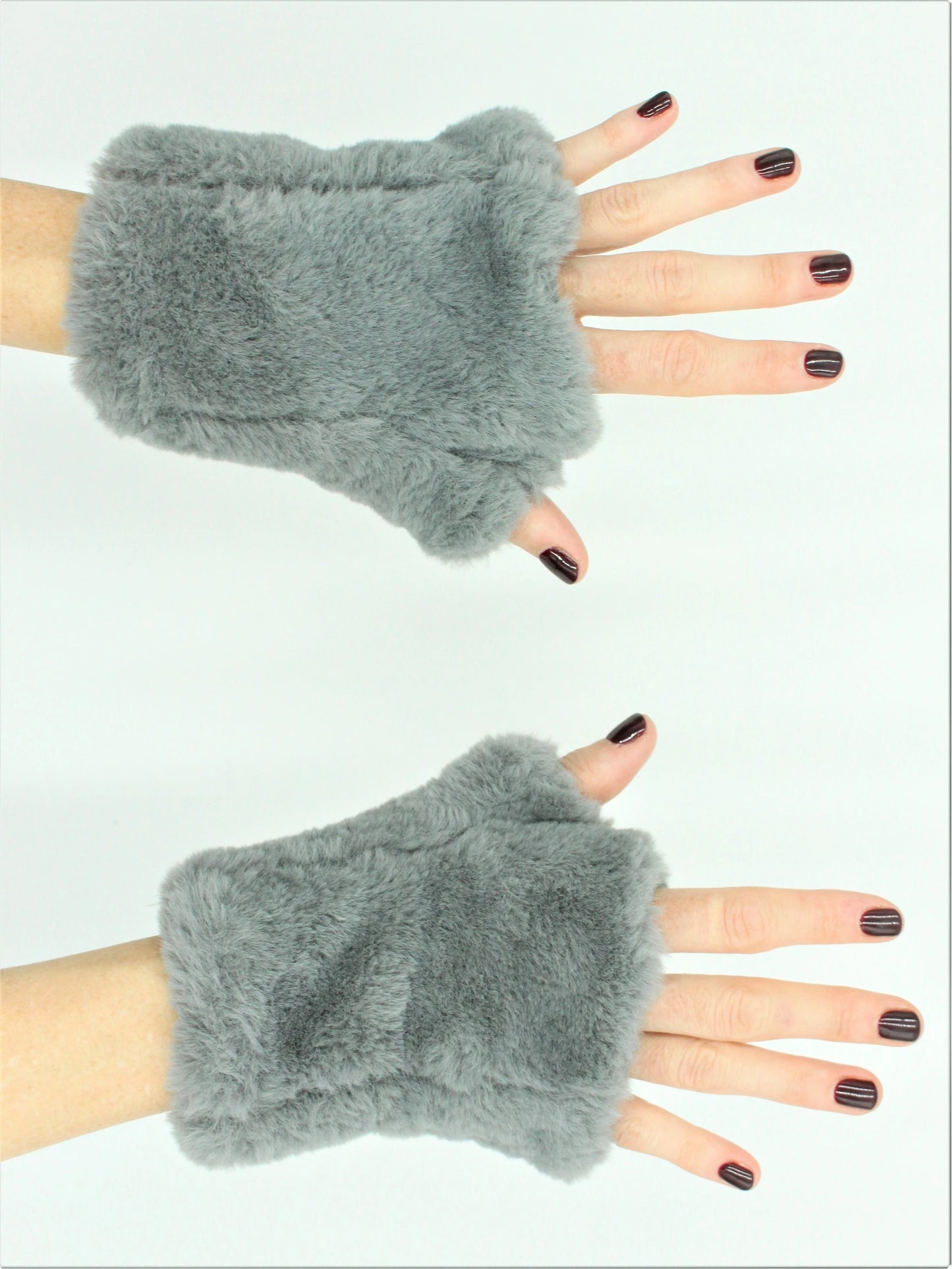 Fingerless mittens in Faux fur
