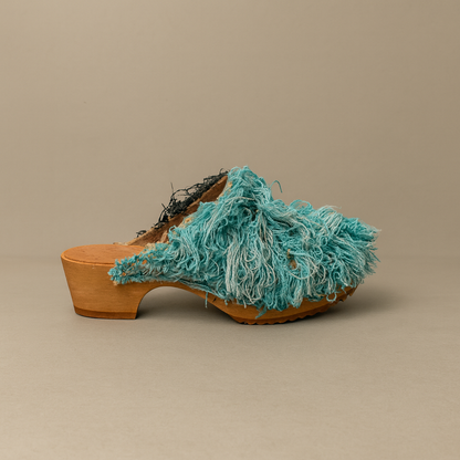 Calla Clogs