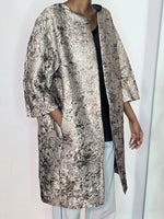 Load image into Gallery viewer, Midi Lame Jacket

