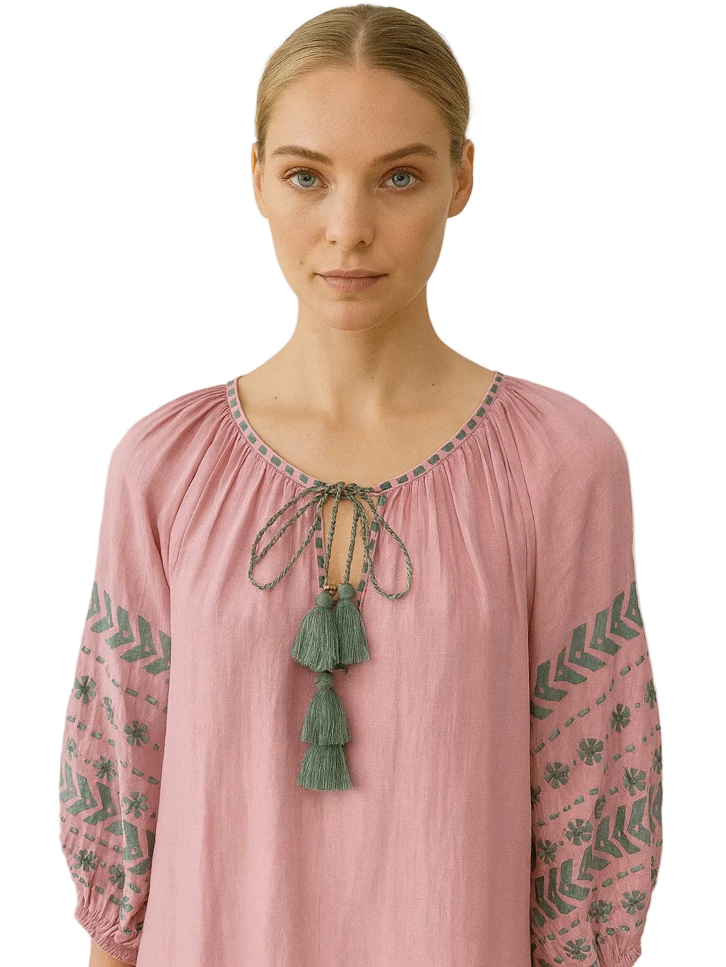 lilac kaftan dress with blue embroideries 