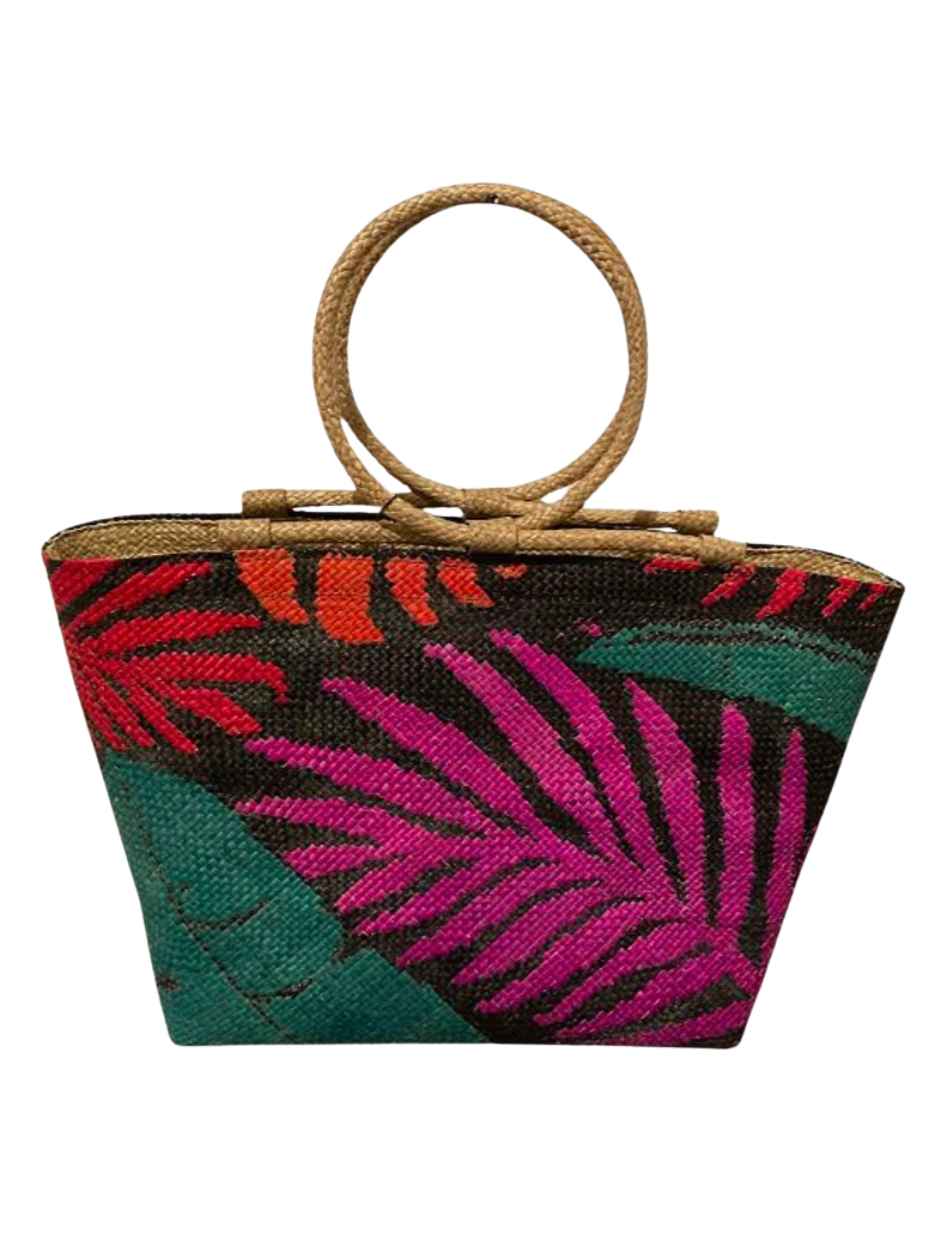 Handcrafted Banago bag in woven natural fibers 
