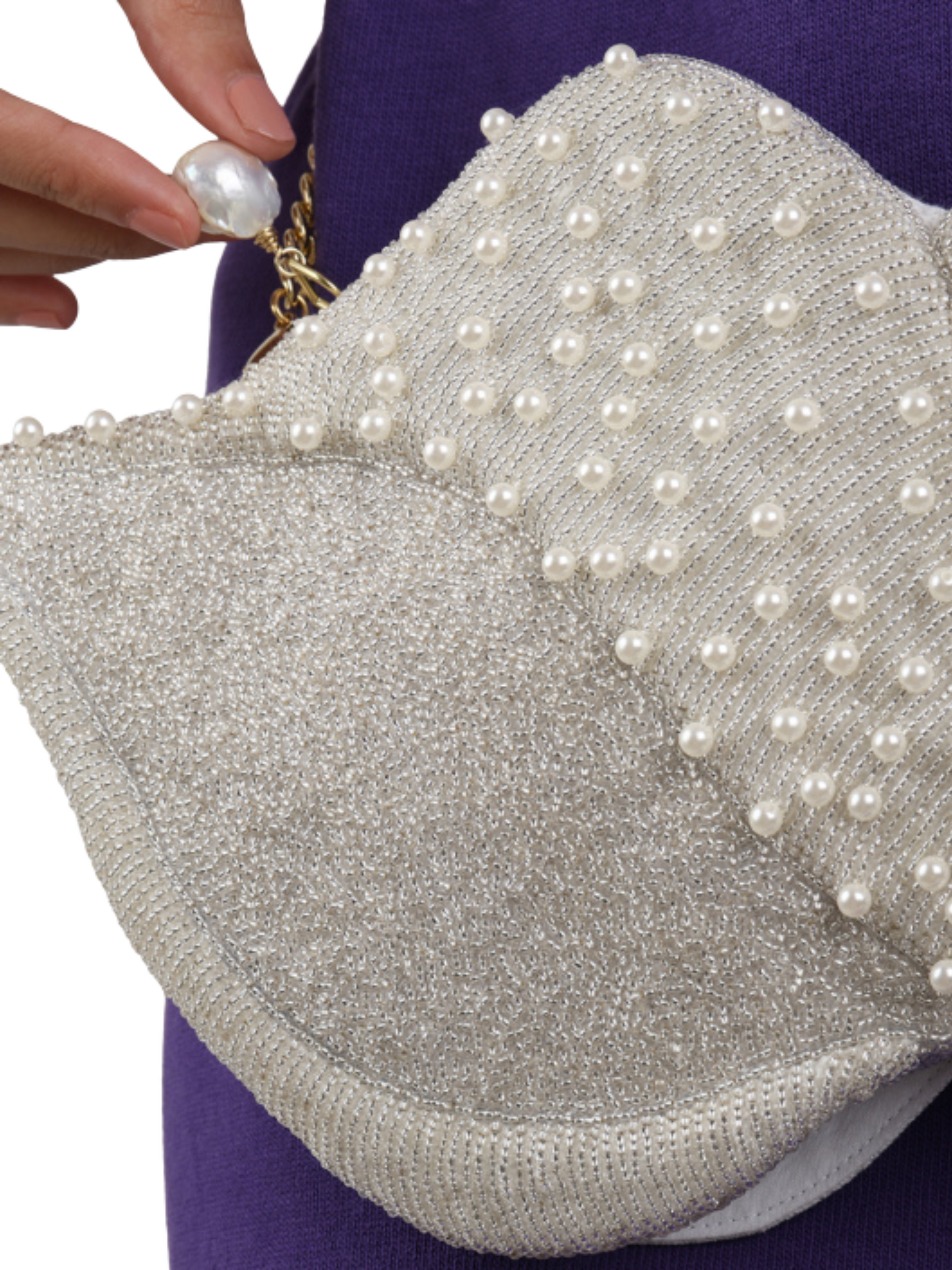 shell shaped bag 