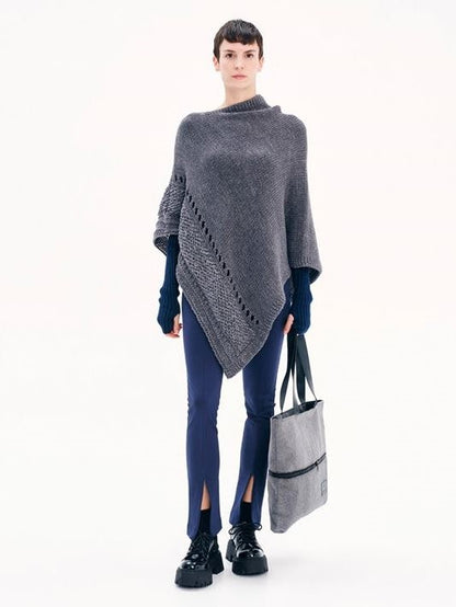 Winter Love Poncho