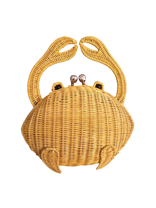 Wicker crab-shaped purse
