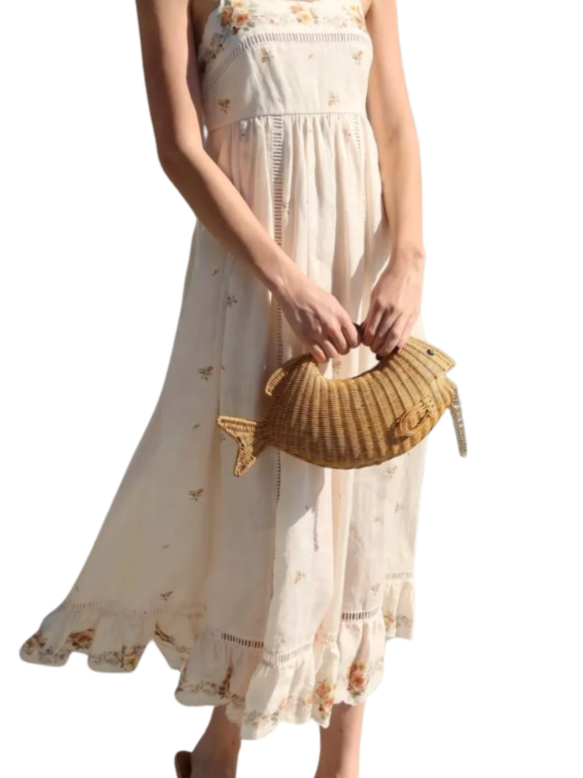 Wicker fish-shaped handbag