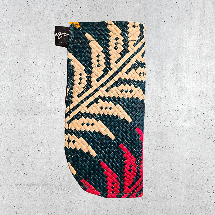 Woven Straw Glass Case