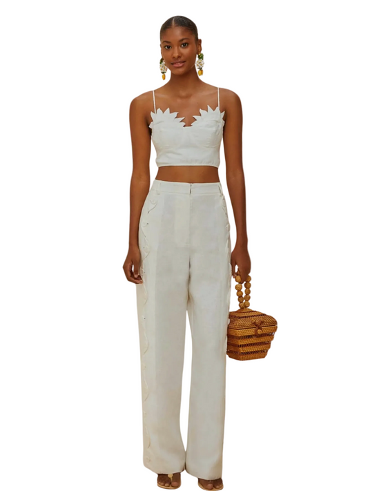 White Linen Pants With Wavy Detail And Shell Buttons By Farm Rio 