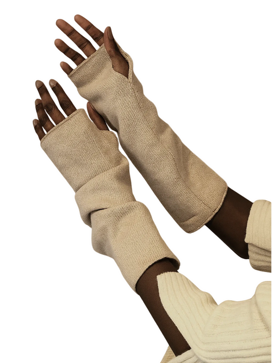 Beige fingerless gloves