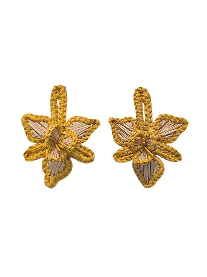 Flower Iraca Earrings