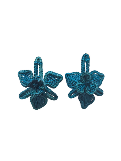 Flower Iraca Earrings