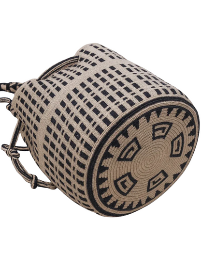 Wayuu handwoven crossbody bag with braided strap 