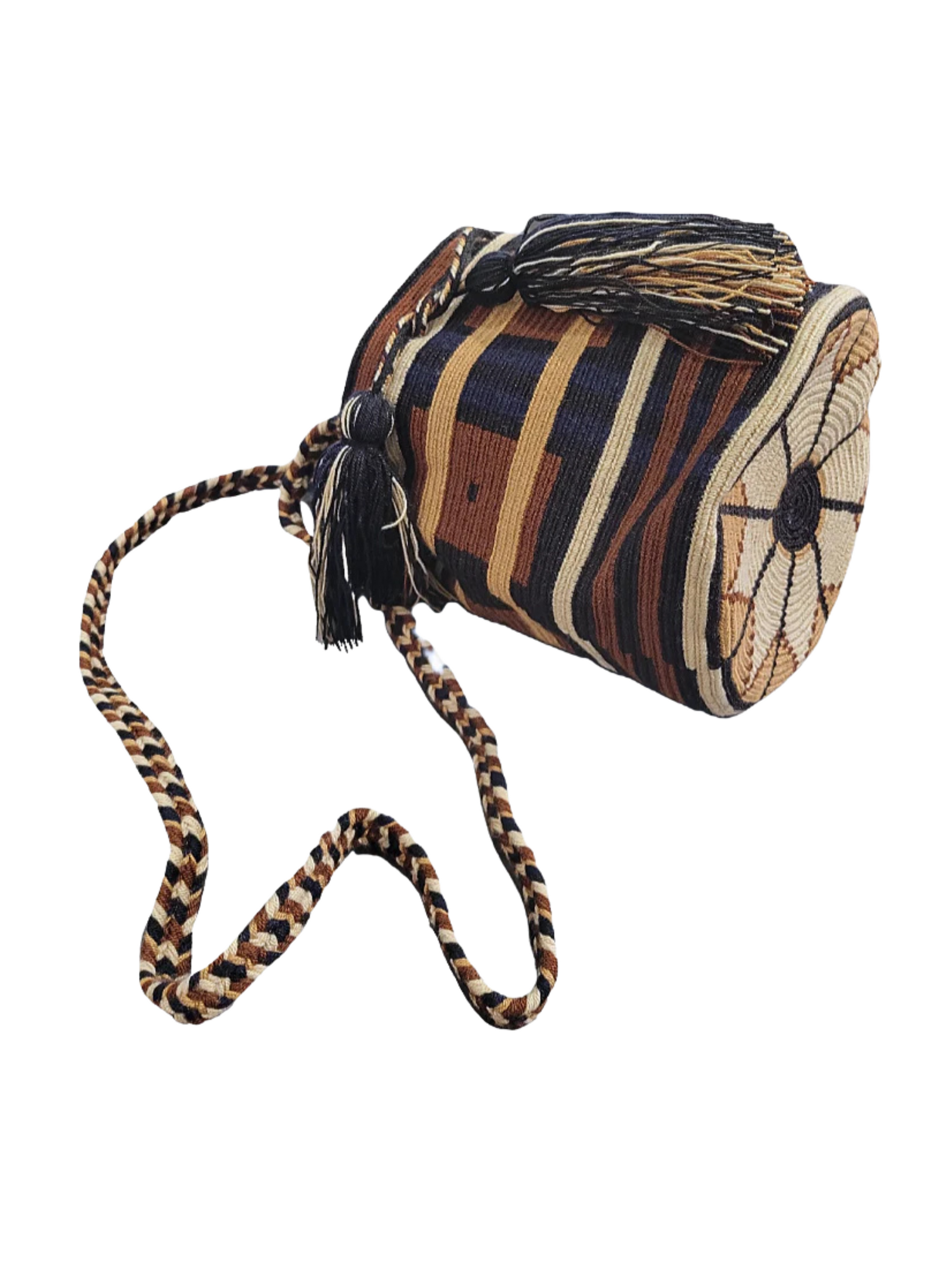 Handwoven Wayuu crossbody bag