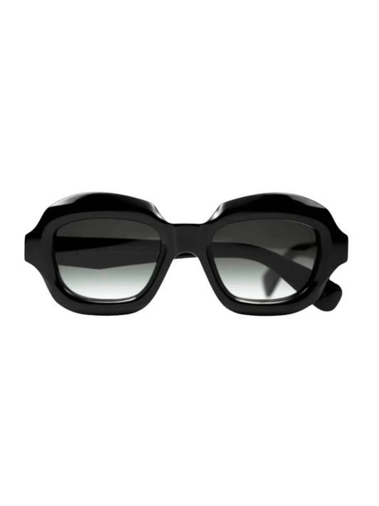 Black sunglasses with gradient lenses 