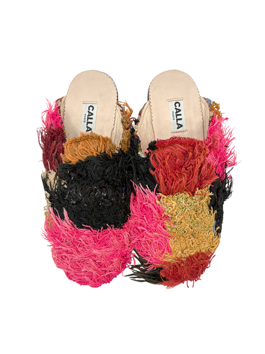 fuzzy slip-on slippers