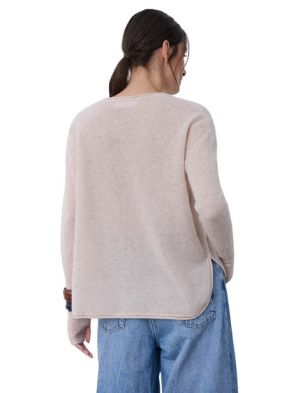 BEIGE CASHMERE SWEATER
