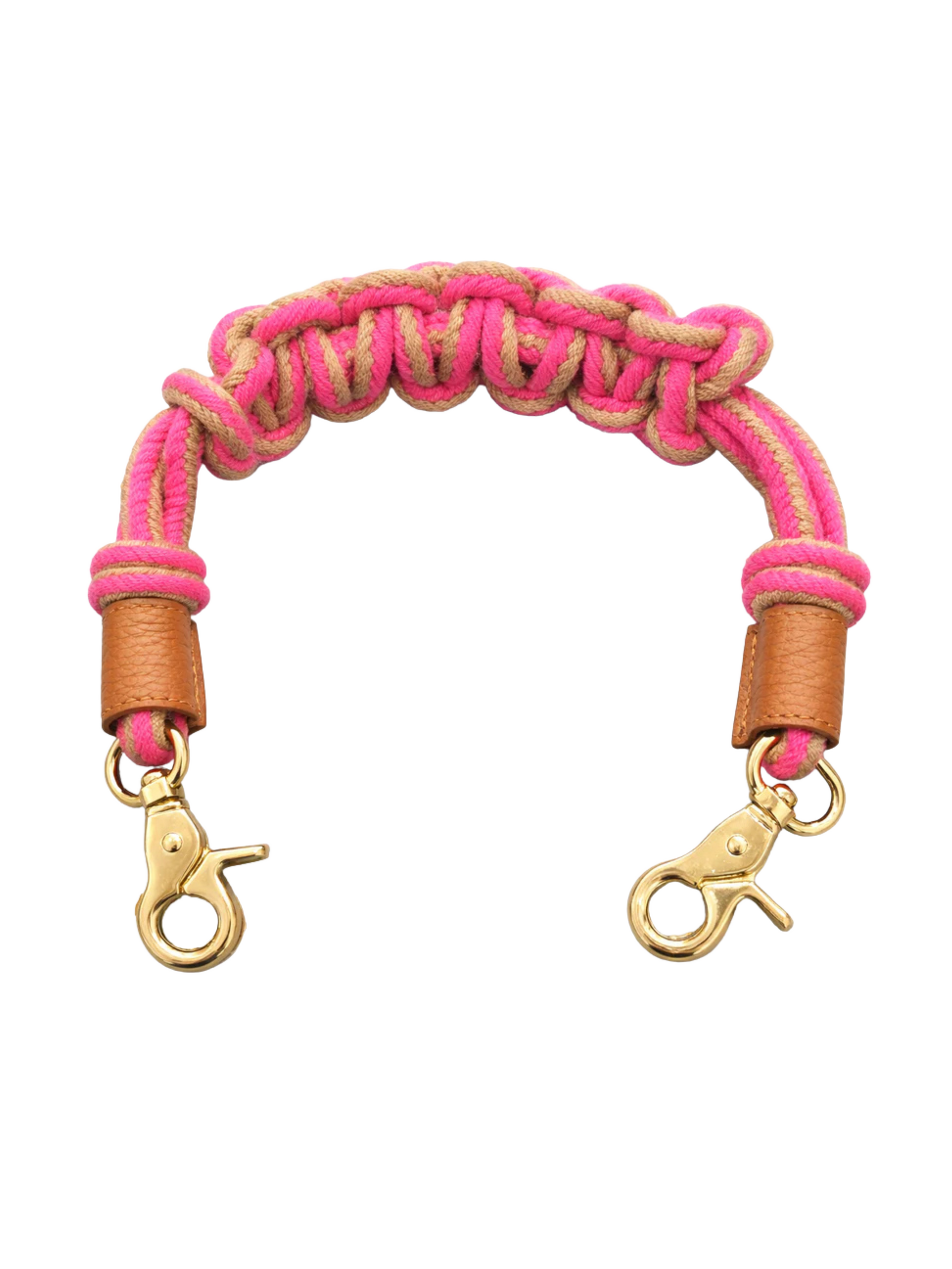 Macramé bag strap with colorful motifs and leather details
