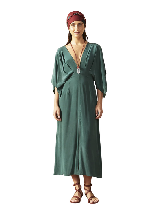  green dress with a deep neckline 