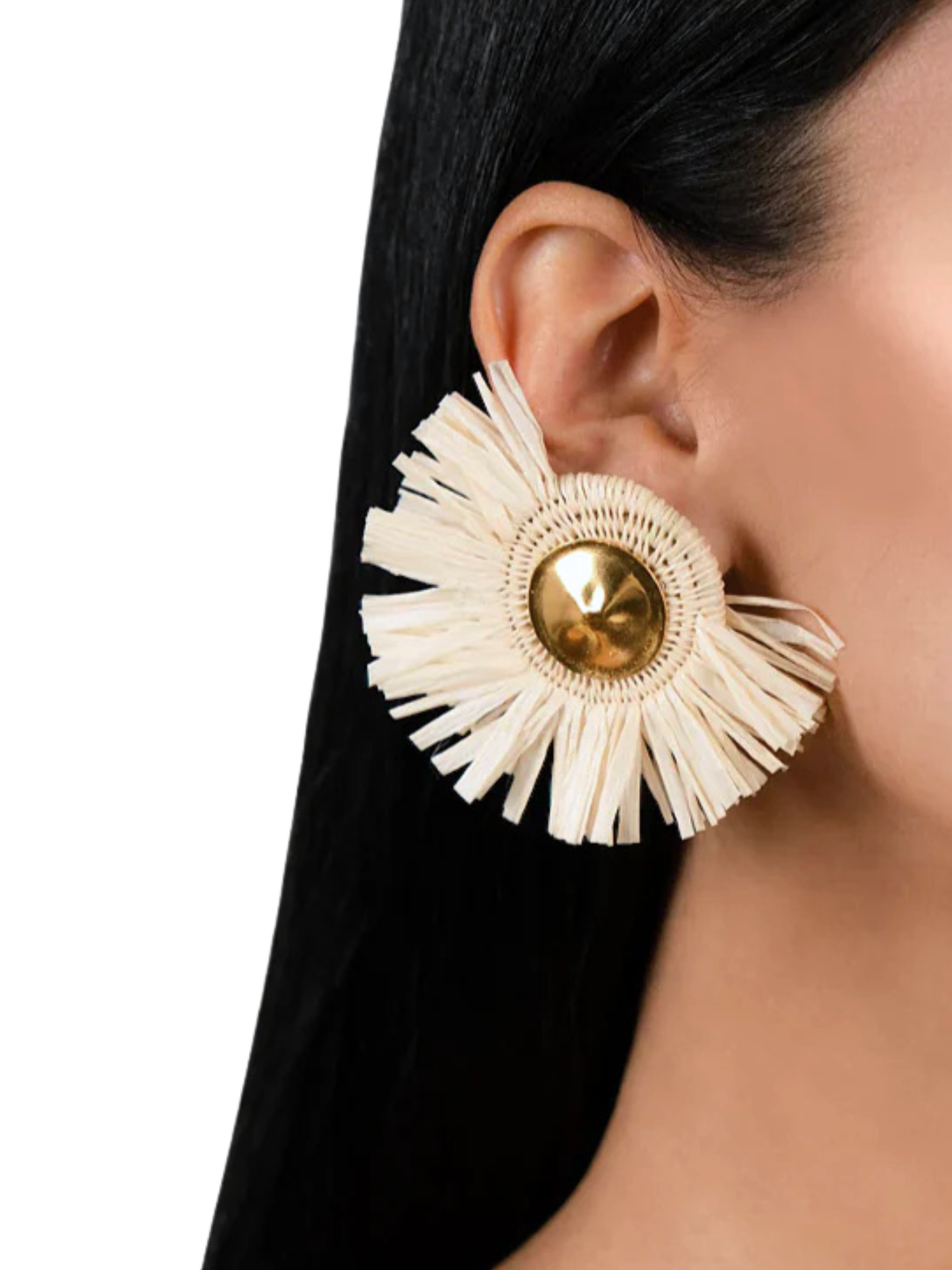 Pair of earrings with ruffled design