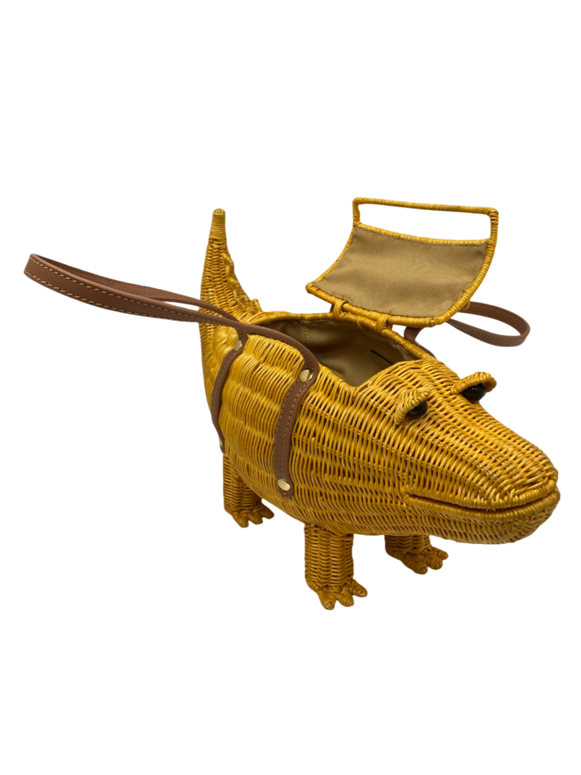  wicker alligator-shaped handbag
