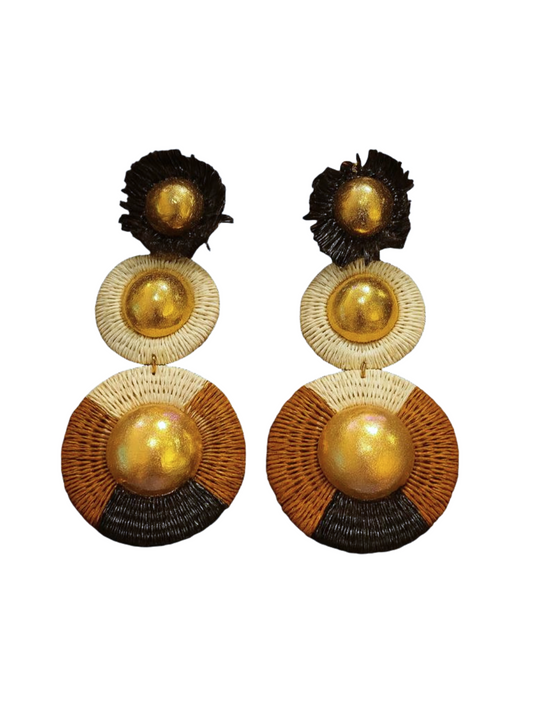 Werregue Three Buttons Earrings
