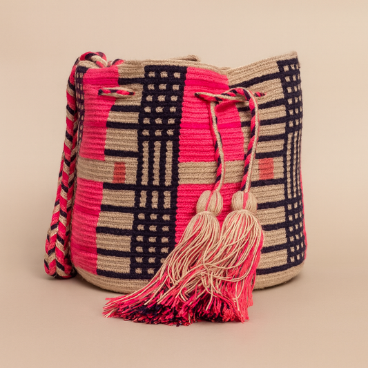 Handmade Small Crossbody Wayuu Black bird