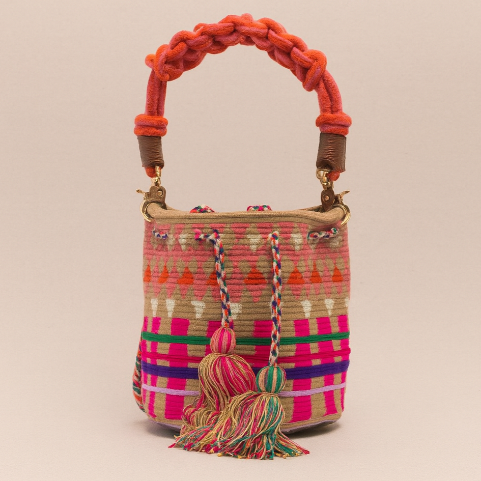 Handmade Small Crossbody Wayuu Swan Toast