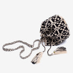 Load image into Gallery viewer, Handmade Small Crossbody Wayuu Melisa
