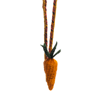 Iraca Charm Carrot