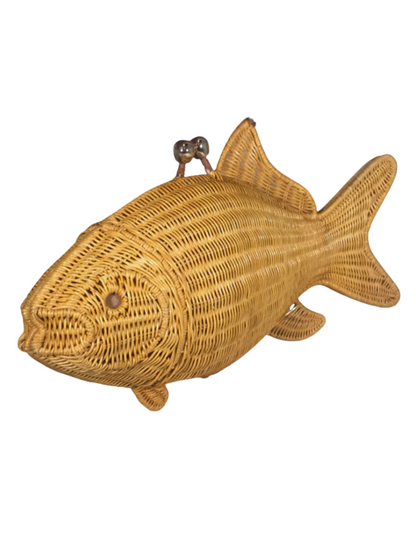 Woven fish-shaped clutch bag 