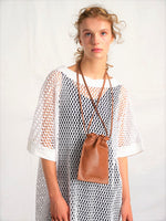 Load image into Gallery viewer, Sleek leather pouch
