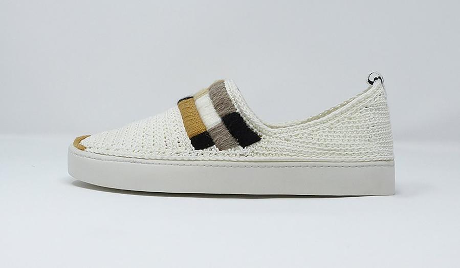 embroidered sneaker amrose for folklorious