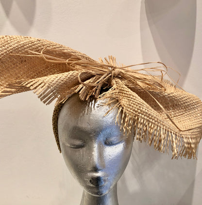 XL Flat Raffia Bow Headband in natural