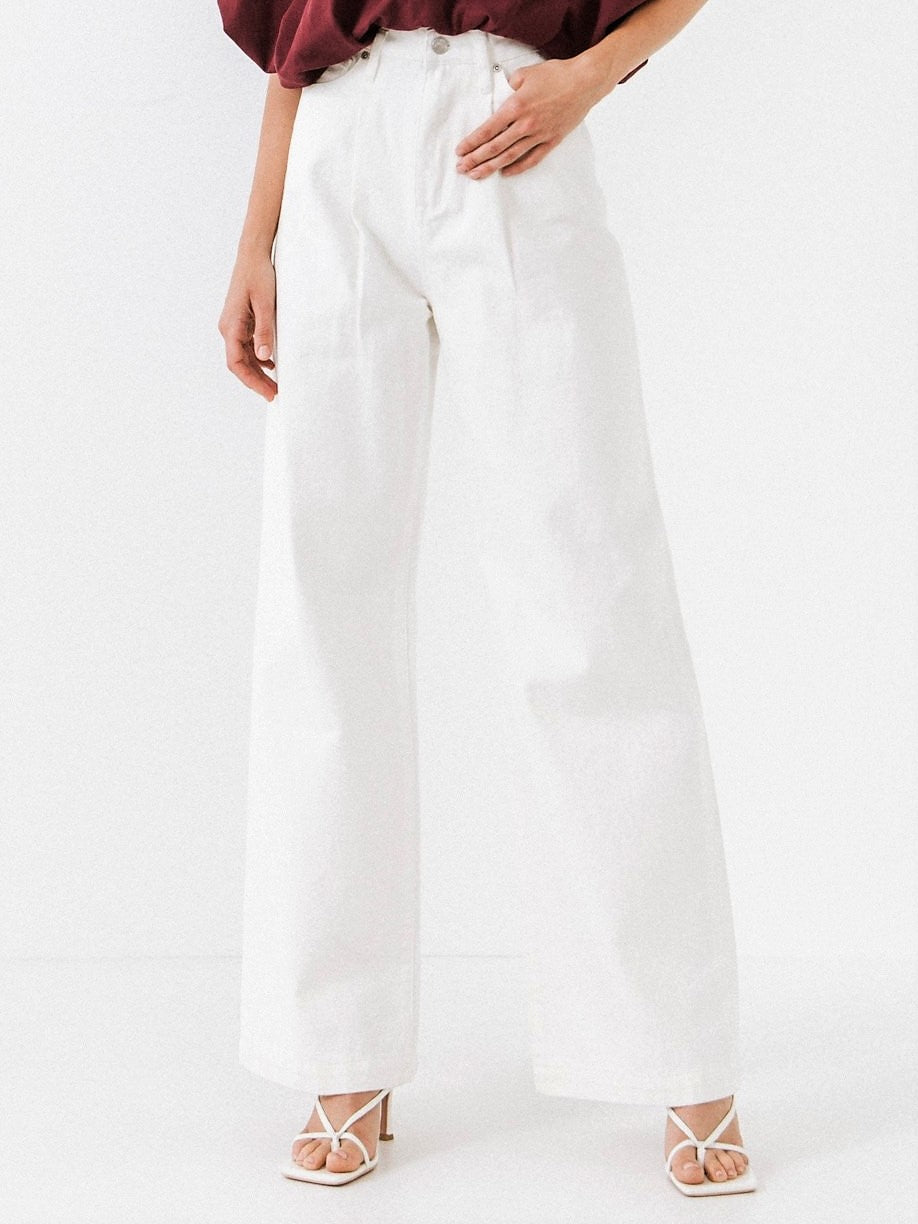 White Jeans with Front Pleat