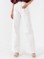 Load image into Gallery viewer, White Jeans with Front Pleat
