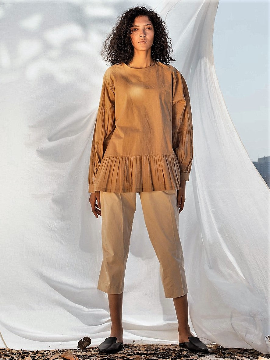 Stone's Throw Top
