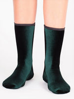 Load image into Gallery viewer, Short Velvet socks
